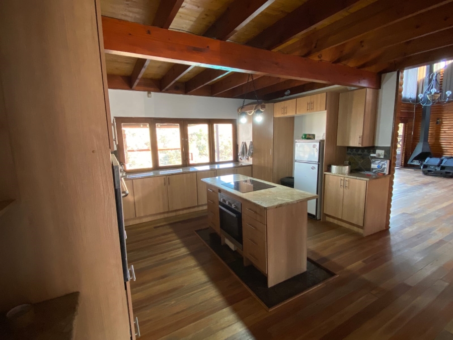 5 Bedroom Property for Sale in Waterkloof A H North West